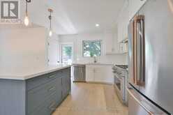 18 CELESTINE DRIVE | Toronto Ontario | Slide Image Sixteen