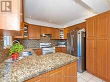39 BRYDON COURT | Vaughan Ontario | Slide Image Fifteen