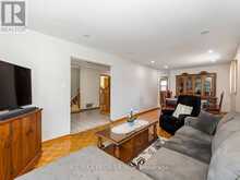 39 BRYDON COURT | Vaughan Ontario | Slide Image Nine