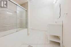 7930 KIPLING AVENUE | Vaughan Ontario | Slide Image Ten