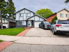 7652 ROSELLE CRESCENT Mississauga Ontario, L4T 3N2