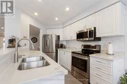 3814 RIDGEPOINT WAY | Mississauga Ontario | Slide Image Thirteen