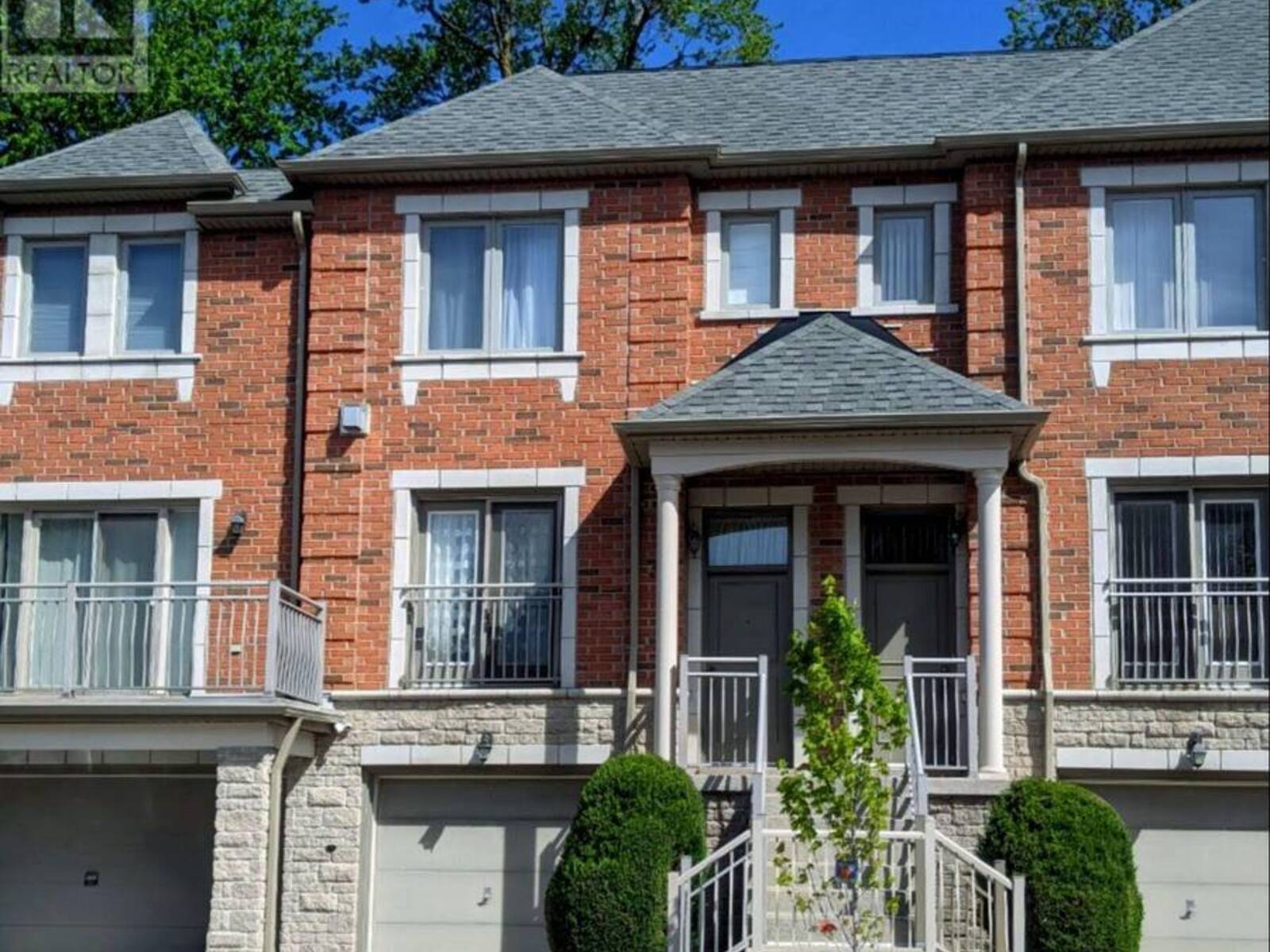 38 - 9133 BAYVIEW AVENUE, Richmond Hill, Ontario L4B 4C5