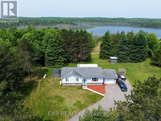 1719 WESLEMKOON LAKE ROAD Bancroft Ontario, K0L 1C0 - 4 Bedrooms Waterfront Home For sale