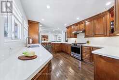 853 FAIRBANK AVENUE | Georgina Ontario | Slide Image Nine