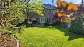 5423 PLANTER'S WOOD COURT | Mississauga Ontario | Slide Image Three