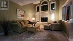 5423 PLANTER'S WOOD COURT | Mississauga Ontario | Slide Image Four