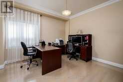 67 STOCKDALE CRESCENT | Richmond Hill Ontario | Slide Image Twelve