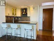 612 - 15 STOLLERY POND CRESCENT | Markham Ontario | Slide Image Thirteen