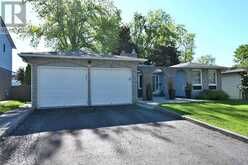 7 HURON STREET | Barrie Ontario | Slide Image Three