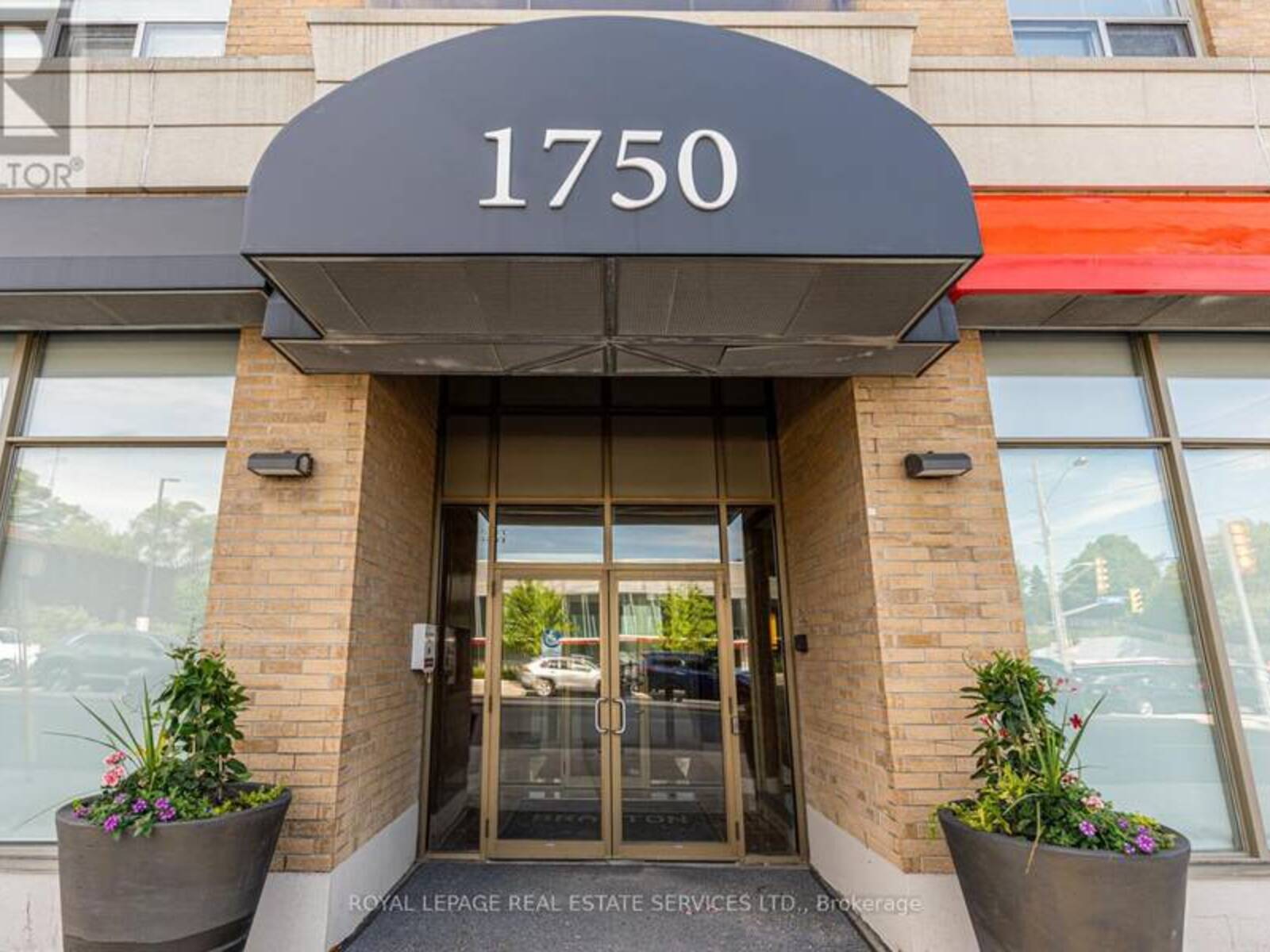 202 - 1750 BAYVIEW AVENUE, Toronto, Ontario M4G 4H6