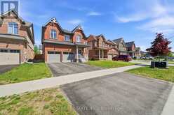 144 GOLD PARK GATE | Angus Ontario | Slide Image Three