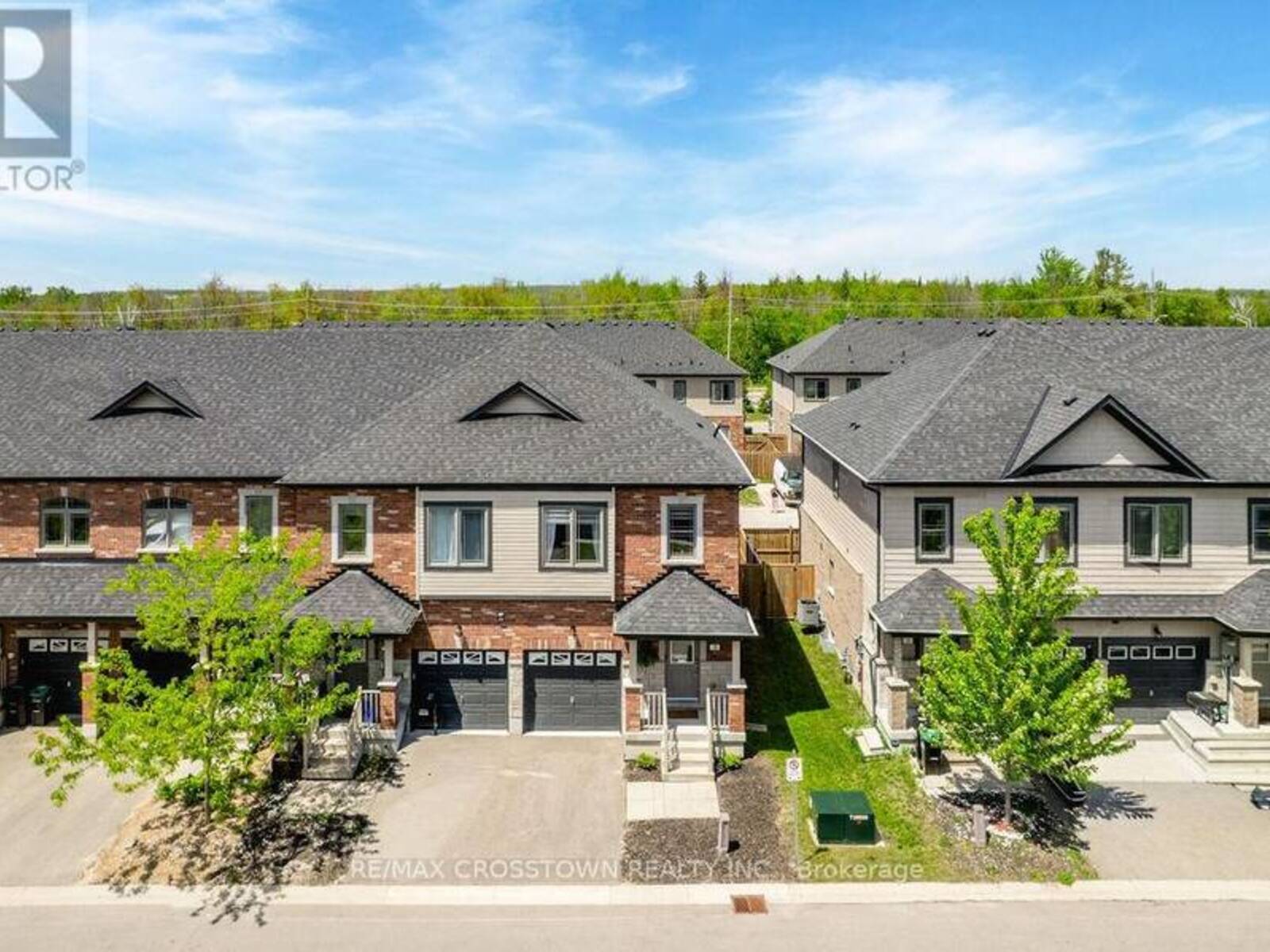 18 DENEB STREET, Barrie, Ontario L4M 0K6