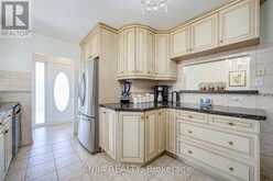24 FRIAR TUCK ROAD | Markham Ontario | Slide Image Thirteen