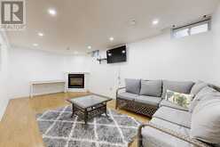 87 AUTUMN WAY | Aurora Ontario | Slide Image Thirty-five