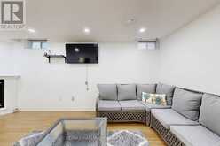 87 AUTUMN WAY | Aurora Ontario | Slide Image Thirty-six