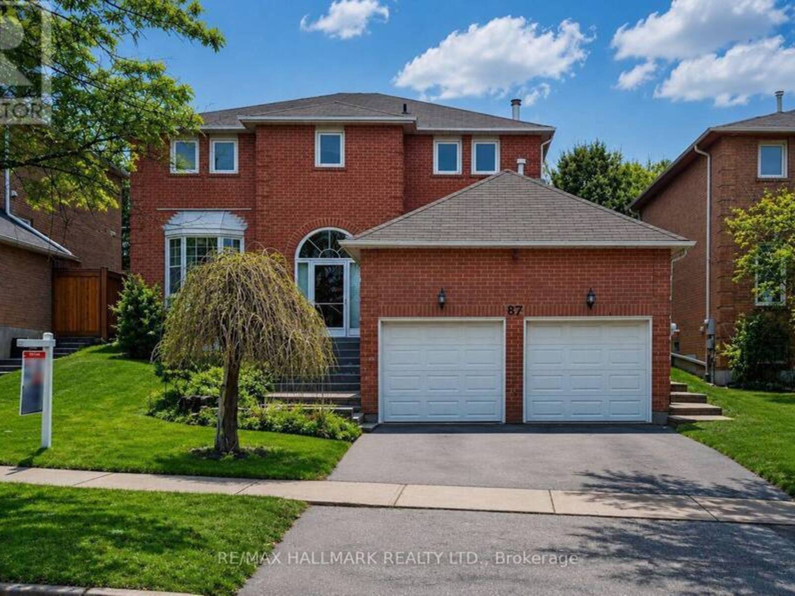 87 AUTUMN WAY, Aurora, Ontario L4G 4P7
