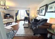 1011 - 40 WILLIAM ROE BOULEVARD | Newmarket Ontario | Slide Image Seven