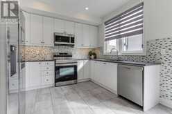 534 NEW ENGLAND COURT | Newmarket Ontario | Slide Image Ten