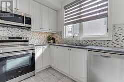 534 NEW ENGLAND COURT | Newmarket Ontario | Slide Image Eleven