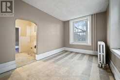 2014 EDINBURGH DRIVE | Burlington Ontario | Slide Image Ten