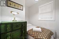 2014 EDINBURGH DRIVE | Burlington Ontario | Slide Image Thirty