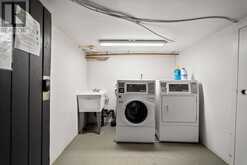 2014 EDINBURGH DRIVE | Burlington Ontario | Slide Image Thirty-nine