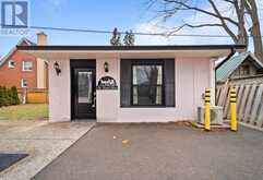 2014 EDINBURGH DRIVE | Burlington Ontario | Slide Image Forty-two