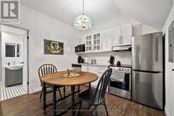 2014 EDINBURGH DRIVE | Burlington Ontario | Slide Image Six