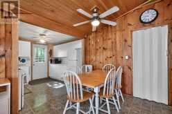 6932 ISLAND 1810 / BONE ISLAND | Honey Harbour Ontario | Slide Image Twelve
