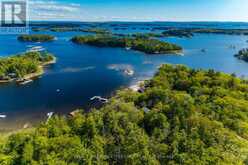6932 ISLAND 1810 / BONE ISLAND | Honey Harbour Ontario | Slide Image Thirty-four