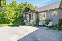 142 MENNILL DRIVE | Springwater Ontario | Slide Image Four