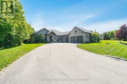 142 MENNILL DRIVE | Springwater Ontario | Slide Image Three