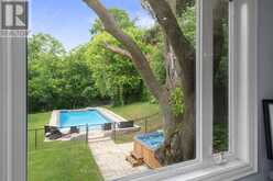 42 HEATHVIEW AVENUE | Toronto Ontario | Slide Image Twelve