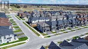 52 DURHAM AVENUE | Barrie Ontario | Slide Image Six