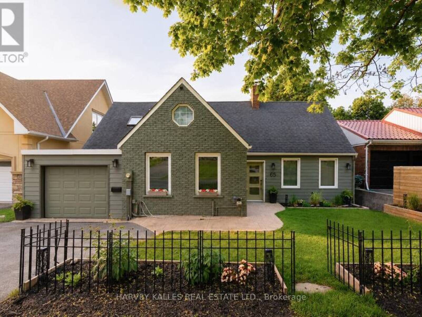 65 SHANTY BAY ROAD, Barrie, Ontario L4M 1C9