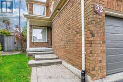 52 BUTTERCUP LANE | Brampton Ontario | Slide Image Two