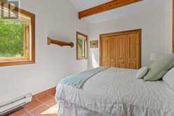 341 CEDAR AVENUE | Meaford Ontario | Slide Image Nineteen