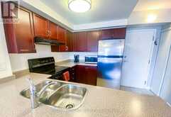 404 - 35 HUNT AVENUE | Richmond Hill Ontario | Slide Image Eight