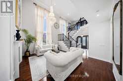 36 ZORAN LANE | Vaughan Ontario | Slide Image Twelve