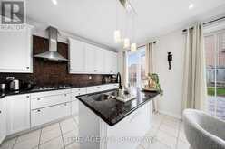 36 ZORAN LANE | Vaughan Ontario | Slide Image Nineteen
