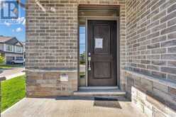 745 CHELTON ROAD | London Ontario | Slide Image Five