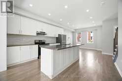 8 RAPIDS LANE | Hamilton Ontario | Slide Image Eight