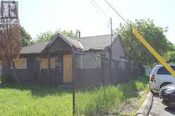 127 ROBINS AVENUE | Hamilton Ontario | Slide Image Four