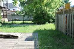 127 ROBINS AVENUE | Hamilton Ontario | Slide Image Nine