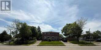 689 COLLEGE AVENUE W | Guelph Ontario | Slide Image One