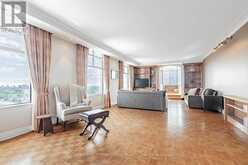 13 - 423 AVENUE ROAD | Toronto Ontario | Slide Image Eight