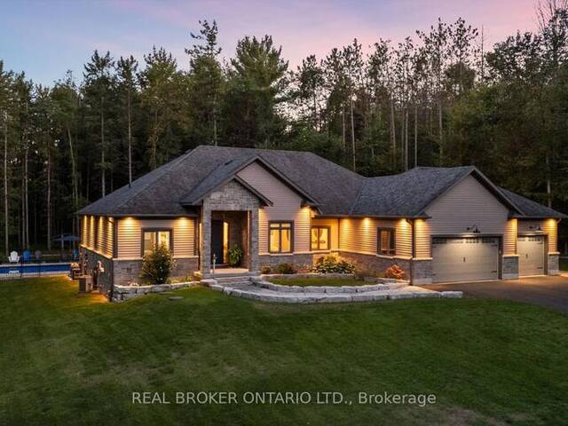 49 SYDENHAM TRAIL W Duntroon Ontario, L0M 1H0 - 5 Bedrooms Home For Sale