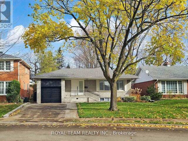 37 MARKLAND DRIVE Toronto Ontario, M9C 1M9 - 5 Bedrooms Home For Sale