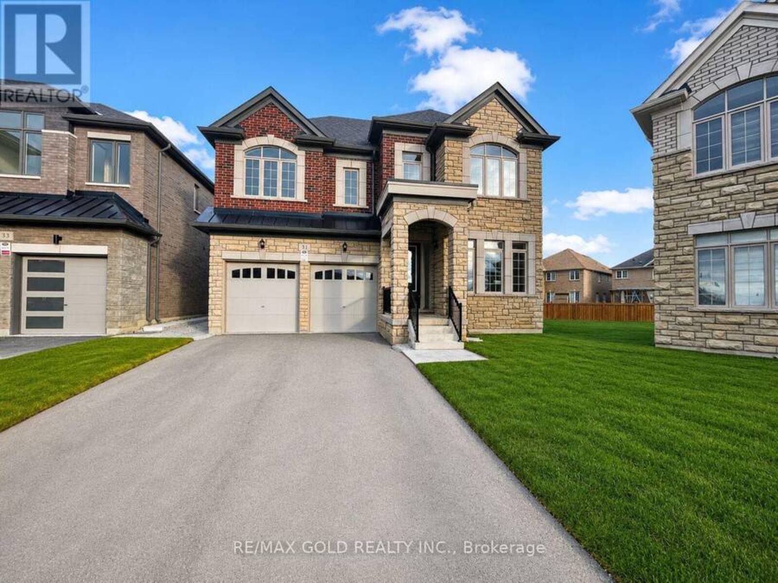 31 DOLOMITE DRIVE, Brampton, Ontario L6P 4R6